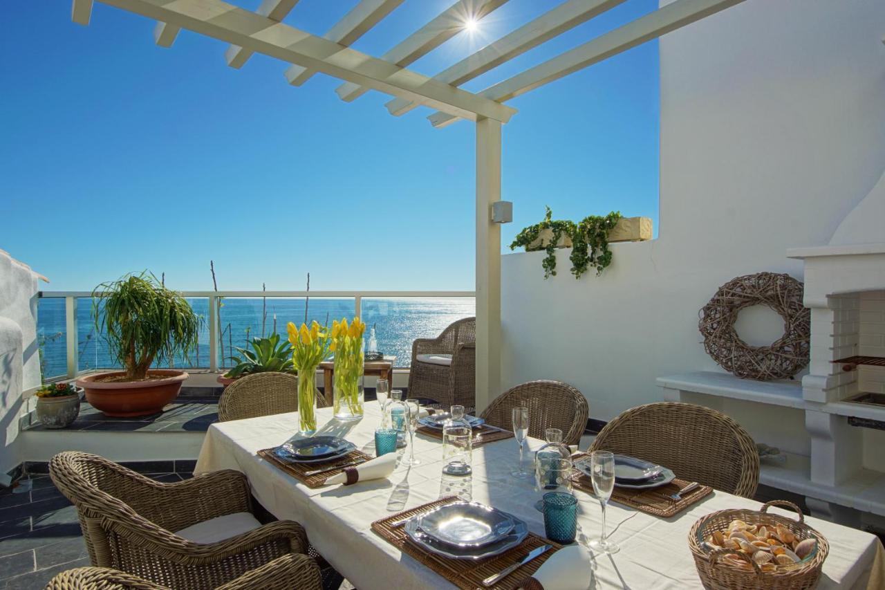 Casa Latino - Oceanfront - Luxury & Charming Villa- Jacuzzi At Rooftop By DreamvillasΑλμπουφέιρα Εξωτερικό φωτογραφία